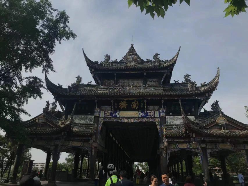 1-Day Mount Qingcheng and Dujiangyan Irrigation System Tour - Just The Basics