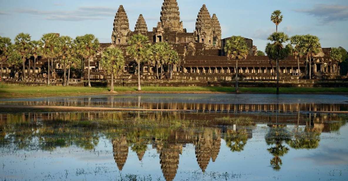 1 Day Private Group of Angkor Wat Tour With Tuk Tuk Only - Key Points