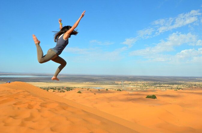 1 Night Camel Trekking Tour in Merzouga Desert Camp - Key Points