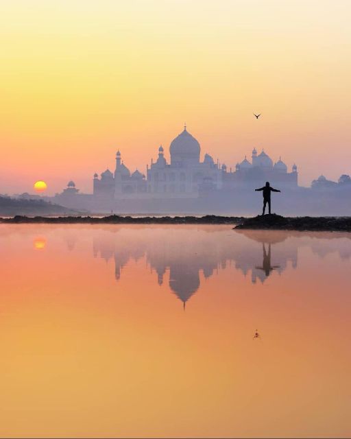 From Delhi: 2-Day Taj Mahal Sunrise Tour With Fatehpur Sikri - Accommodation Details