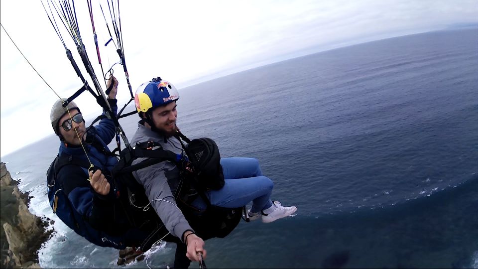 From Lisbon: Paragliding Tandem Flight - Common questions