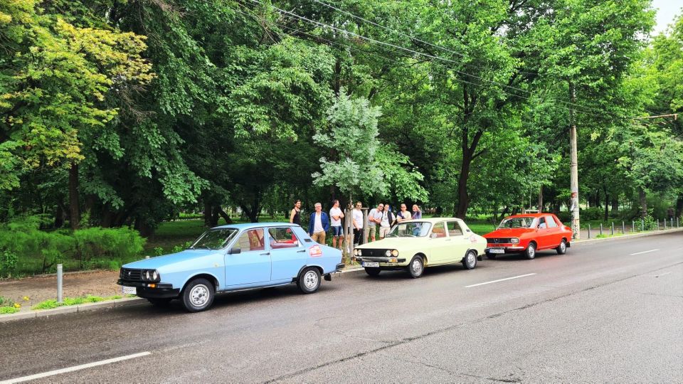 Romanian Vintage Car Driving Tour of Bucharest - 90min - Common questions