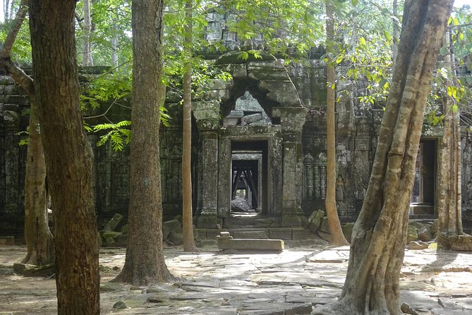 1-Day Amazing Angkor Wat Tour With Sunrise & All Interesting Major Temples