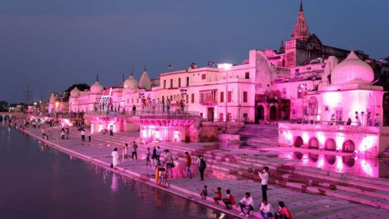 1 Day Ayodhya Tour From Varanasi Airport