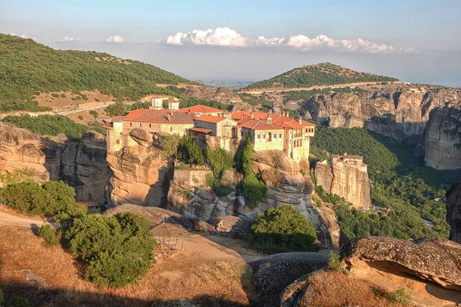 1-Day Trip to Delphi and Meteora From Athens INCREDIBLE TOUR