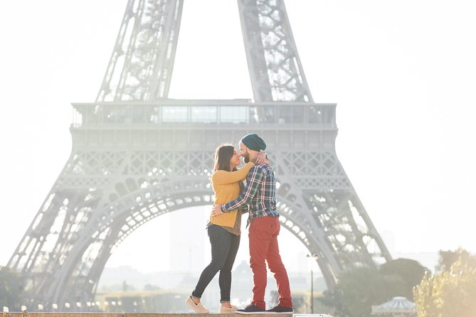 1-hour Photoshoot at the Eiffel Tower Trocadero Paris