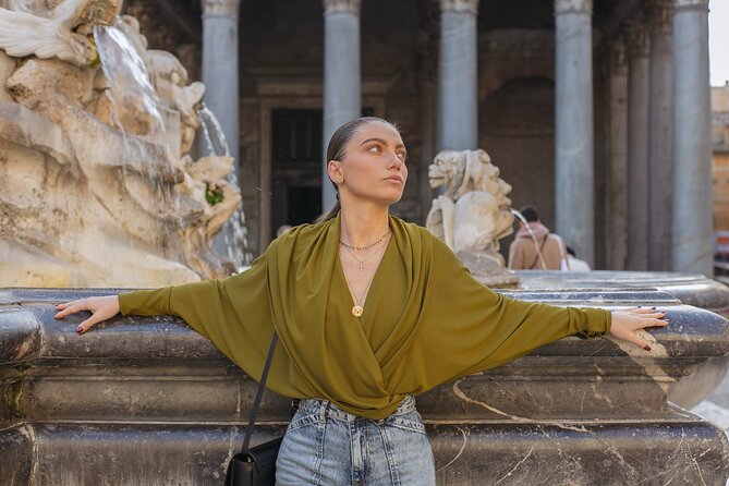 1-Hour Private Guided Photoshoot in Rome