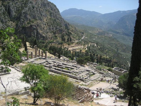10 Day Group Tour, Mycenae, Delphi, Meteora, Santorini & Mykonos