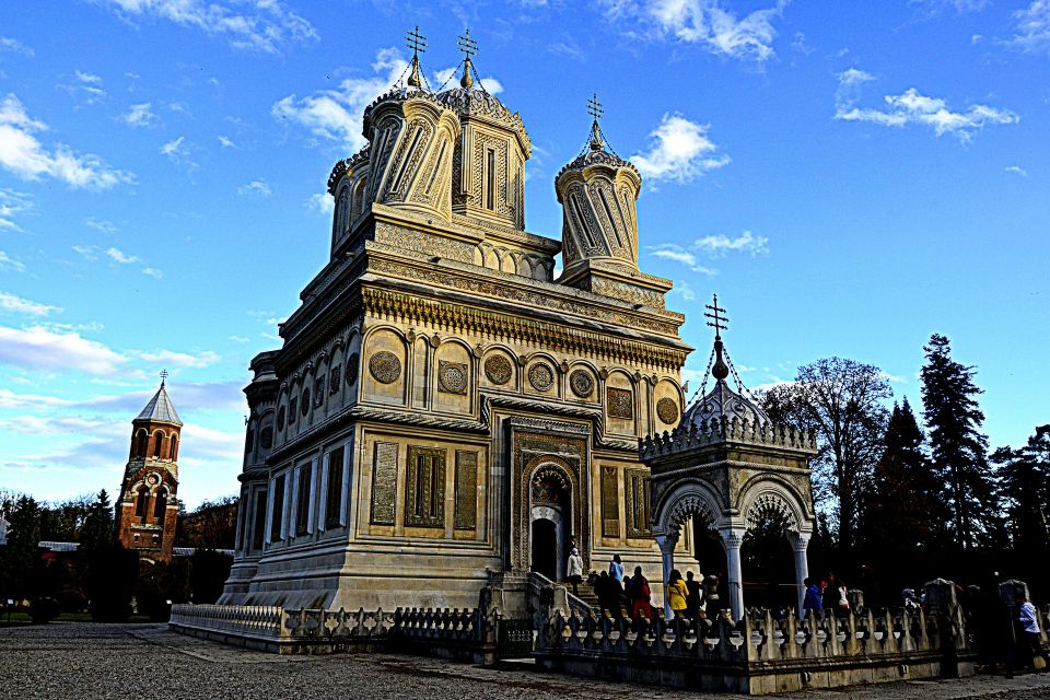 13 Days Private Guided Tour in Romania - Inclusions