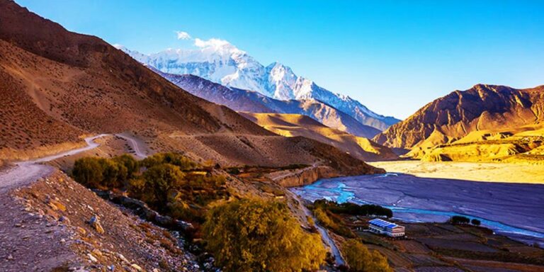 16 Days Upper Mustang Trek From Kathmandu