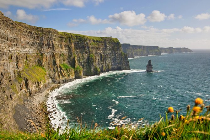 2-Day Southern Ireland Tour From Dublin:Including Blarney and Cliffs of Moher