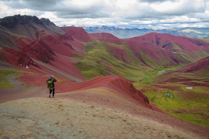 2-Day Trek to Rainbow Mountain From Cusco With Exclusive Mountain Camps