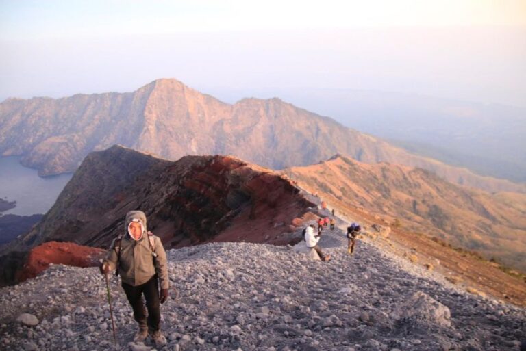 2 Days 1 Night Hiking Mt Rinjani to Summit 3726 MASL