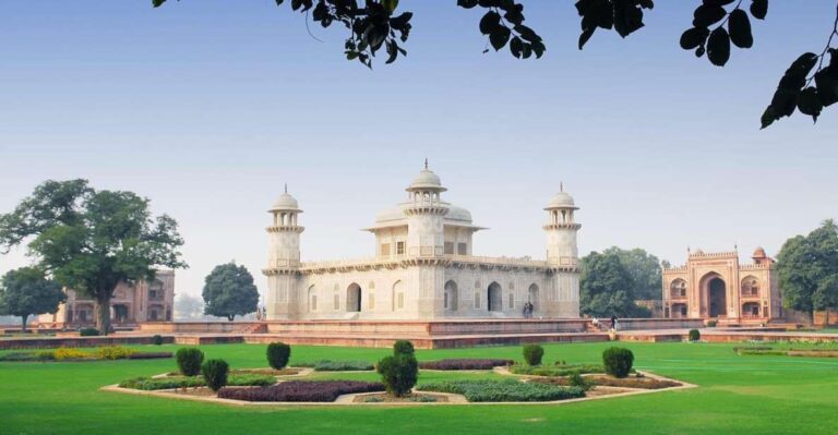 2 Days Agra and Jaipur Tour From Delhi by Car