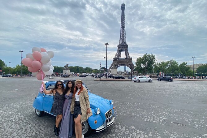 2 Hour Private Guided 2CV Tour Experience in Paris