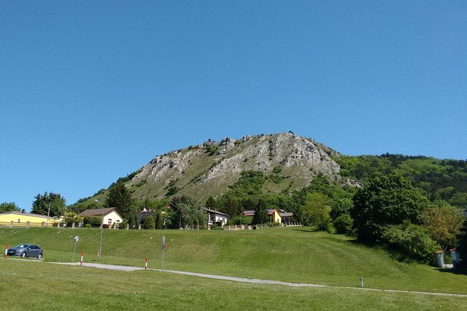 1 2 hour private hiking tour to meet history at braunsberg mountain from vienna 2-Hour Private Hiking Tour to Meet History at Braunsberg Mountain From Vienna