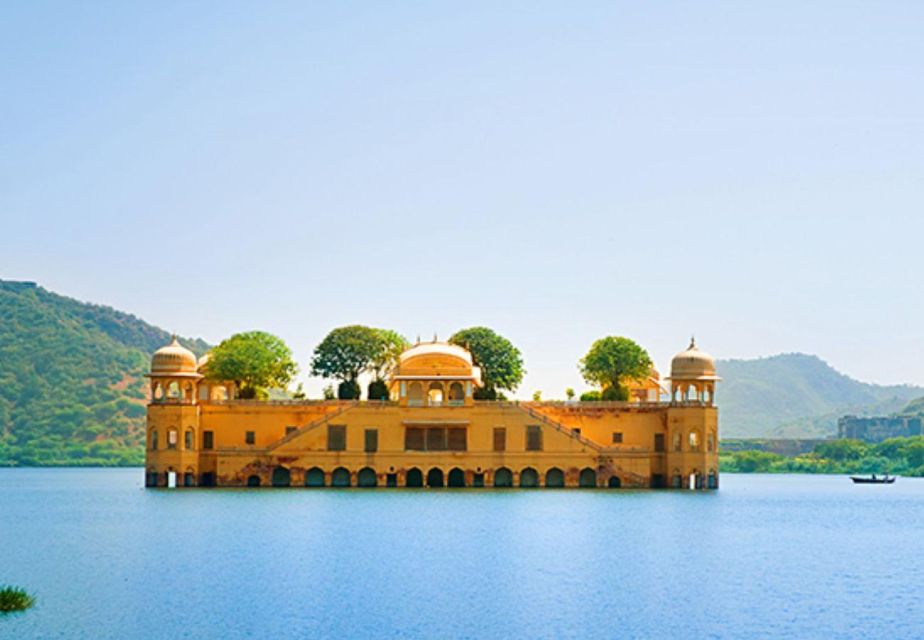 1 3 days golden triangle tour by car delhi agra jaipur 2 3-days Golden Triangle Tour by Car (Delhi-Agra-Jaipur)