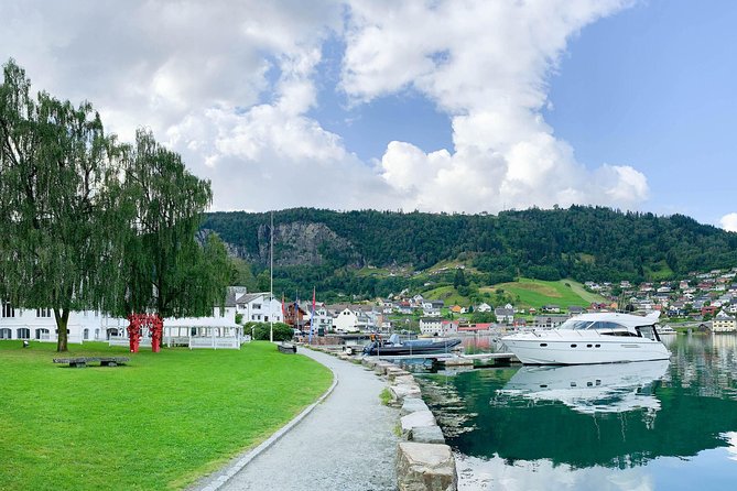 4 Day Bergen – Hardangerfjord Private Fjord-Cruise