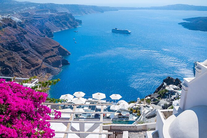4 Hour Private Guided Tour in Santorini