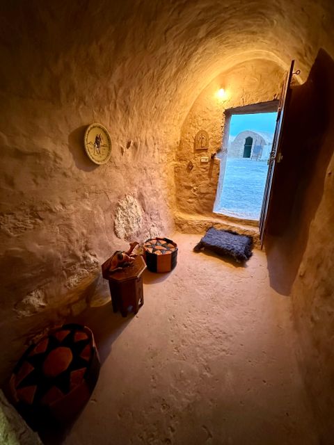 6 Nights in Tunisian Desert at a Berber Cottage