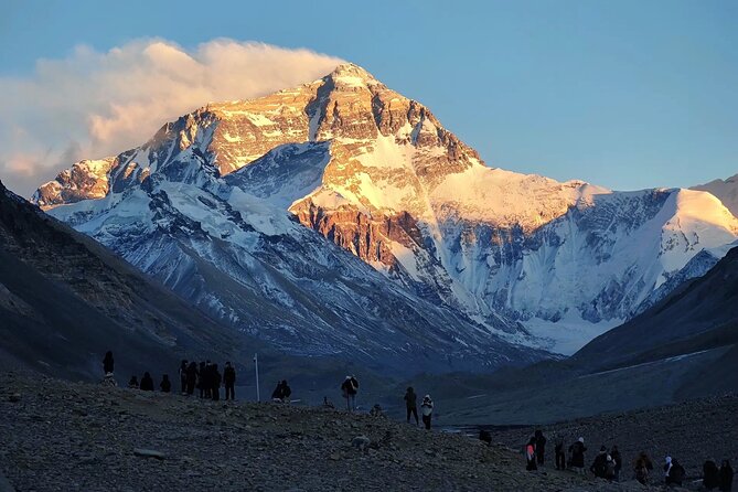 9 Days Lhasa Gyantse Shigatse Everest Namtso Group Tour
