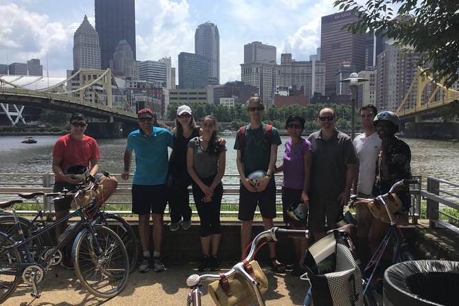 A Small-Group Neighborhood Tour of Philadelphia by Bike (Mar )