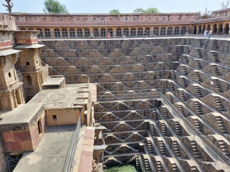 Abhaneri Step Well & Fatehpur Tour With Agra to Jaipur Drop