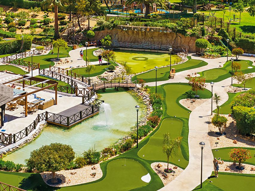 Albufeira: MiniGolf Adventure Park Entry Ticket