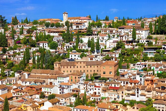 Alhambra, Albaicin and Sacromonte Guided Tour