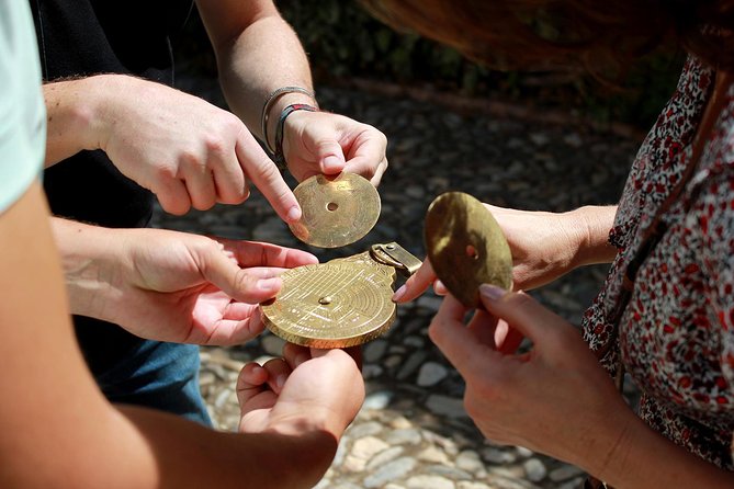 Alhambra and Nasrid Palaces: Private Tour Through the Senses