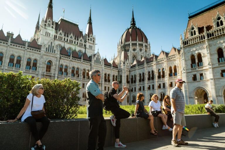 All About Budapest: 6-Hr Walking Tour With 3-Course Lunch