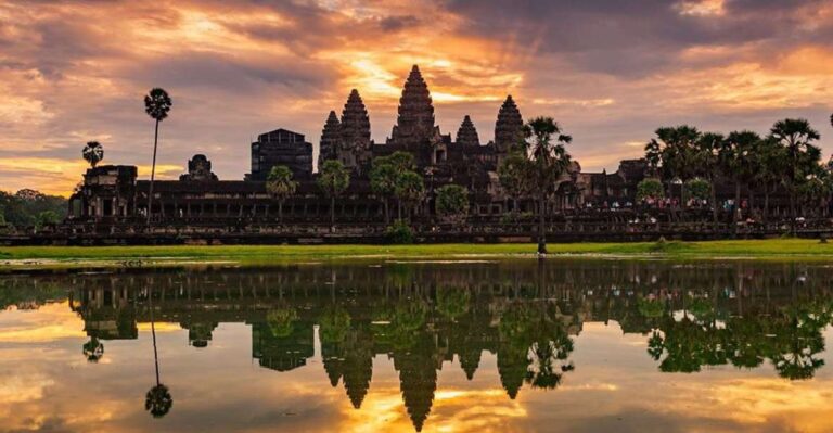 Angkor Sunrise & Small Circuitby Tuk- Tuk Include Breakfast