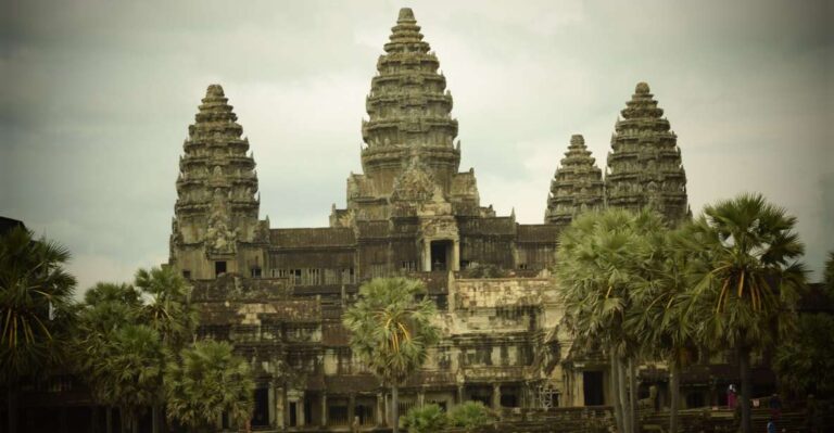 Angkor Wat, Bayon, Ta Promh and Beng Mealea: 2-Day Tour
