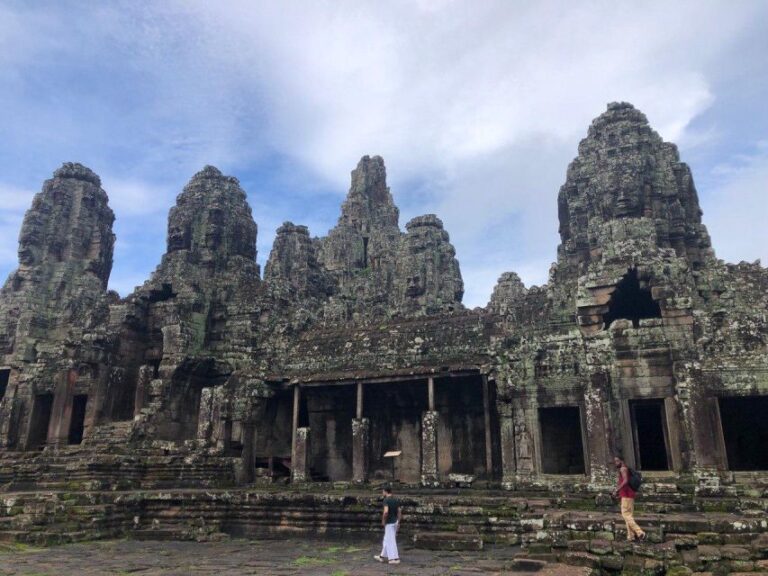 Angkor Wat Highlights Tour & Sunset View