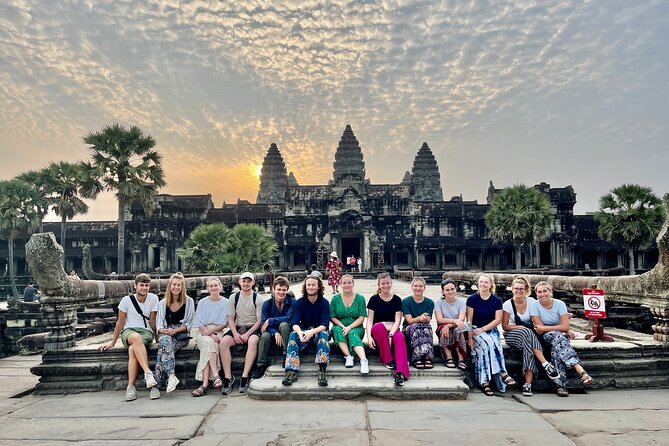 Angkor Wat Small Group Sunrise Tour With Breakfast Included
