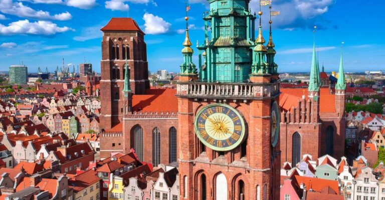 Artus Court and Gdansk Old Town Private Tour With Tickets