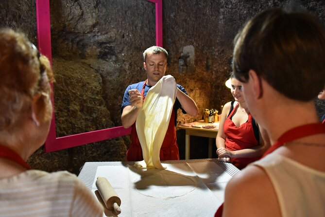 Austrian Apple Strudel Cooking Class Including Lunch in Salzburg