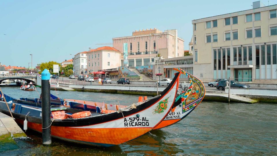 1 aveiro traditional moliceiro boat cruise Aveiro: Traditional Moliceiro Boat Cruise