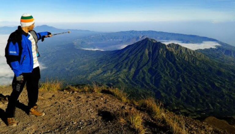 Bali: Mount Agung Sunrise Trekking Experience