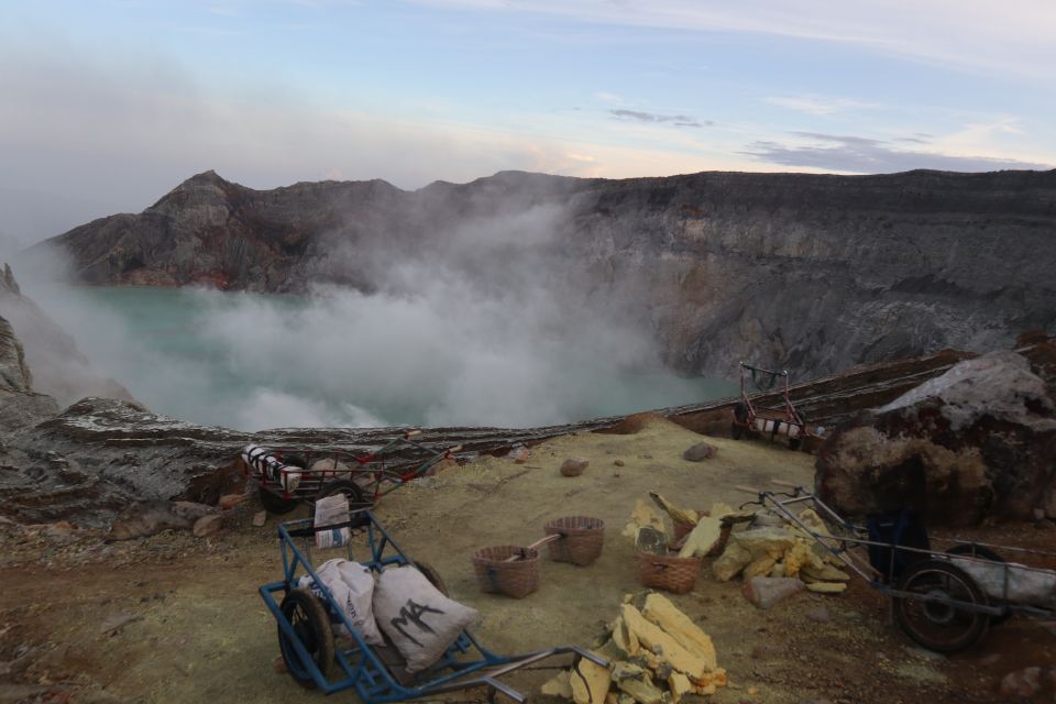 1 bali mount ijen guided night walking tour with breakfast Bali: Mount Ijen Guided Night Walking Tour With Breakfast