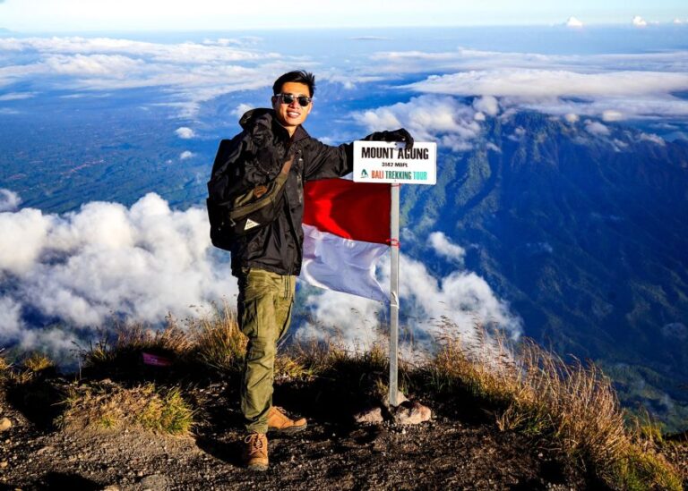 Bali : Mt. Agung Sunrise Trekking With Route Options