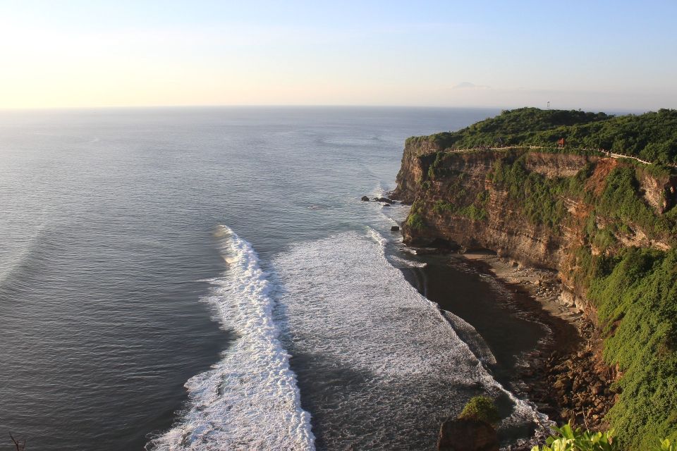 1 bali south coast uluwatu tanah lot and jimbaran day trip Bali: South Coast Uluwatu, Tanah Lot, and Jimbaran Day Trip