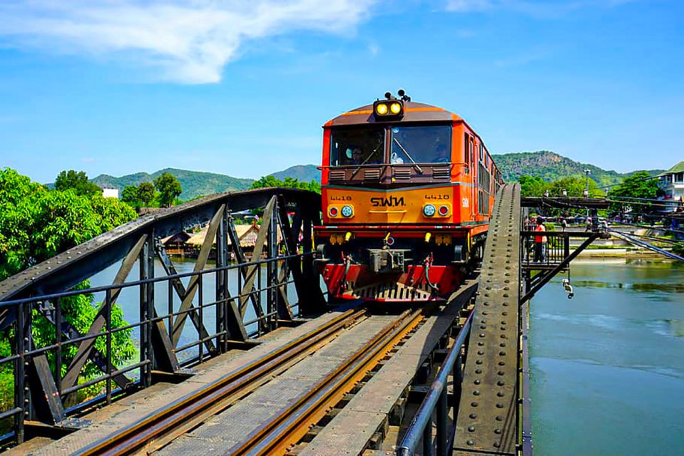 1 bangkok kanchanaburi erawan waterfalls spanish tour Bangkok: Kanchanaburi & Erawan Waterfalls Spanish Tour