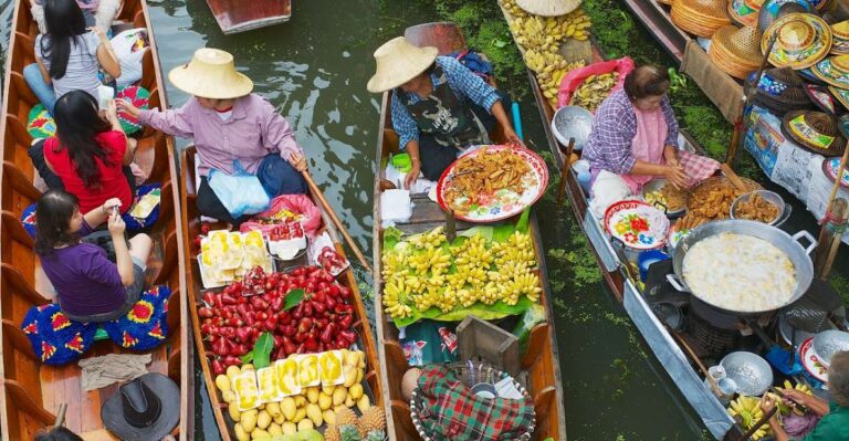 Bangkok: Railway & Floating Market Tour With Paddleboat Ride