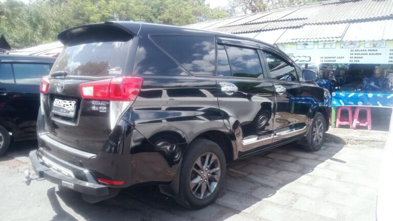 Banyuwangi: Private Car Transfer With Driver