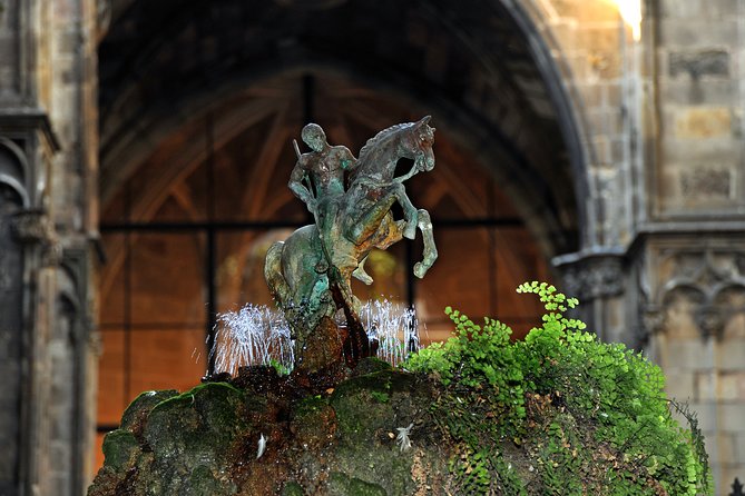 Barcelona Gothic Quarter. Interactive Virtual Tour With Expert Local Guide