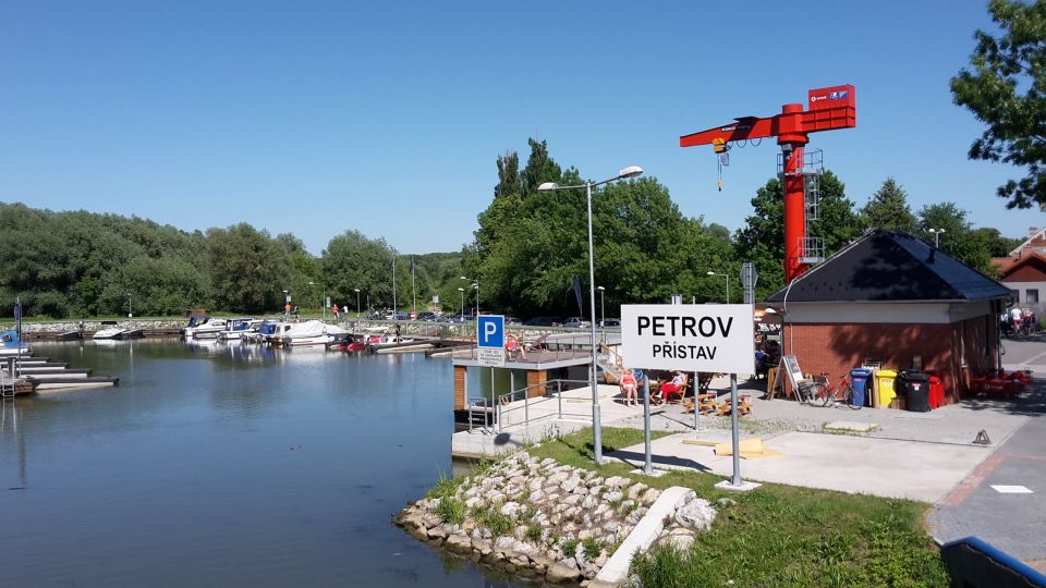 1 batuv kanal boatride and wine from vienna and bratislava Batuv Kanal - Boatride and Wine (From Vienna and Bratislava)