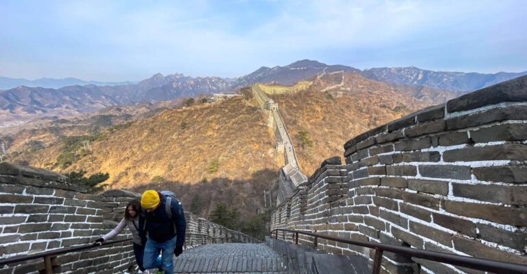 Beijing:Mini Group Great WallMing Tomb Round Trip Transfers