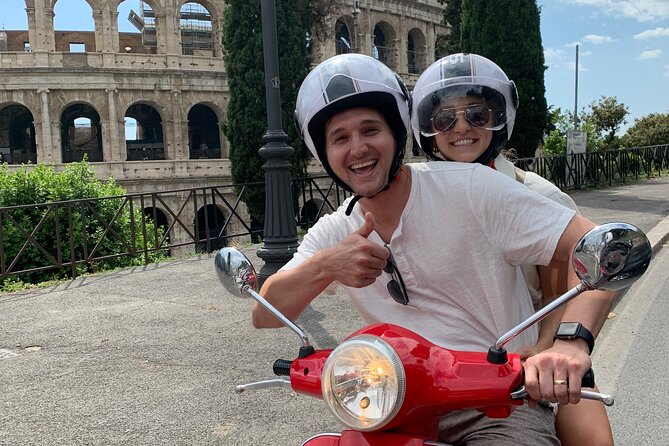 Best of Rome Vespa Tour With Francesco (See Driving Requirements)