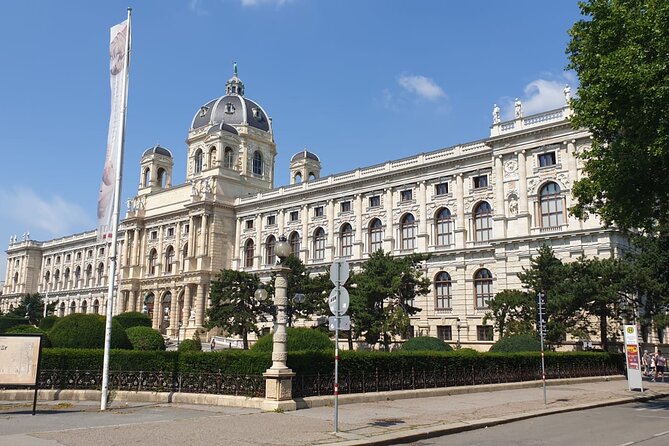 Bike Tour To The Highlights Of The City Of Vienna